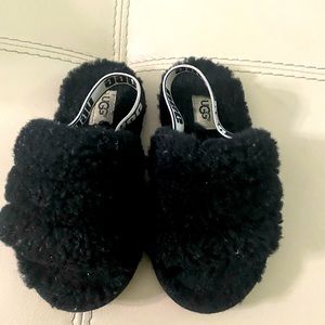 Toddler UGGs black slippers